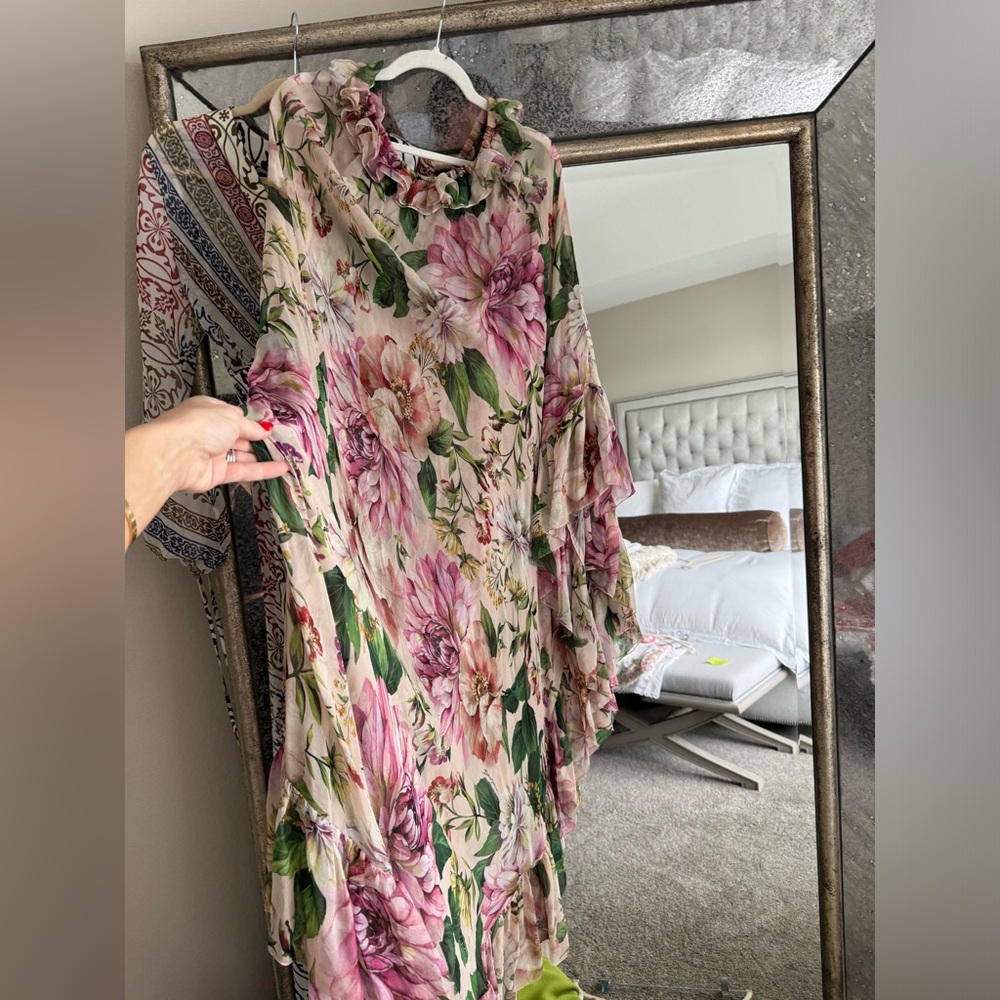 SOLD❤️ Dolce & Gabbana silk Kaftan